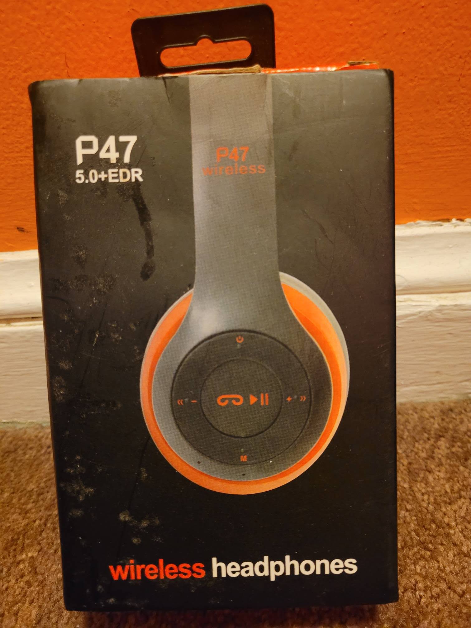 WIRELESS HEADPHONES